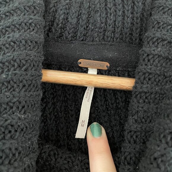 Free People Eleven Black Chunky Knit Turtleneck Sweater Size Medium - Picture 3 of 6